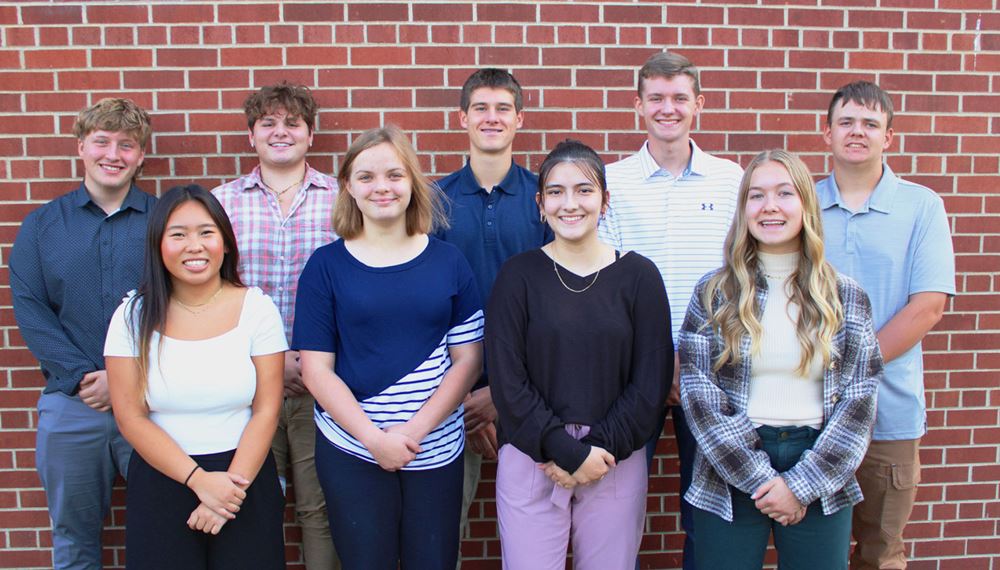 Lyon and Murray County CEO Class of 2024 Students