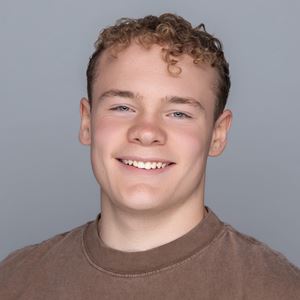 Hunter Barton